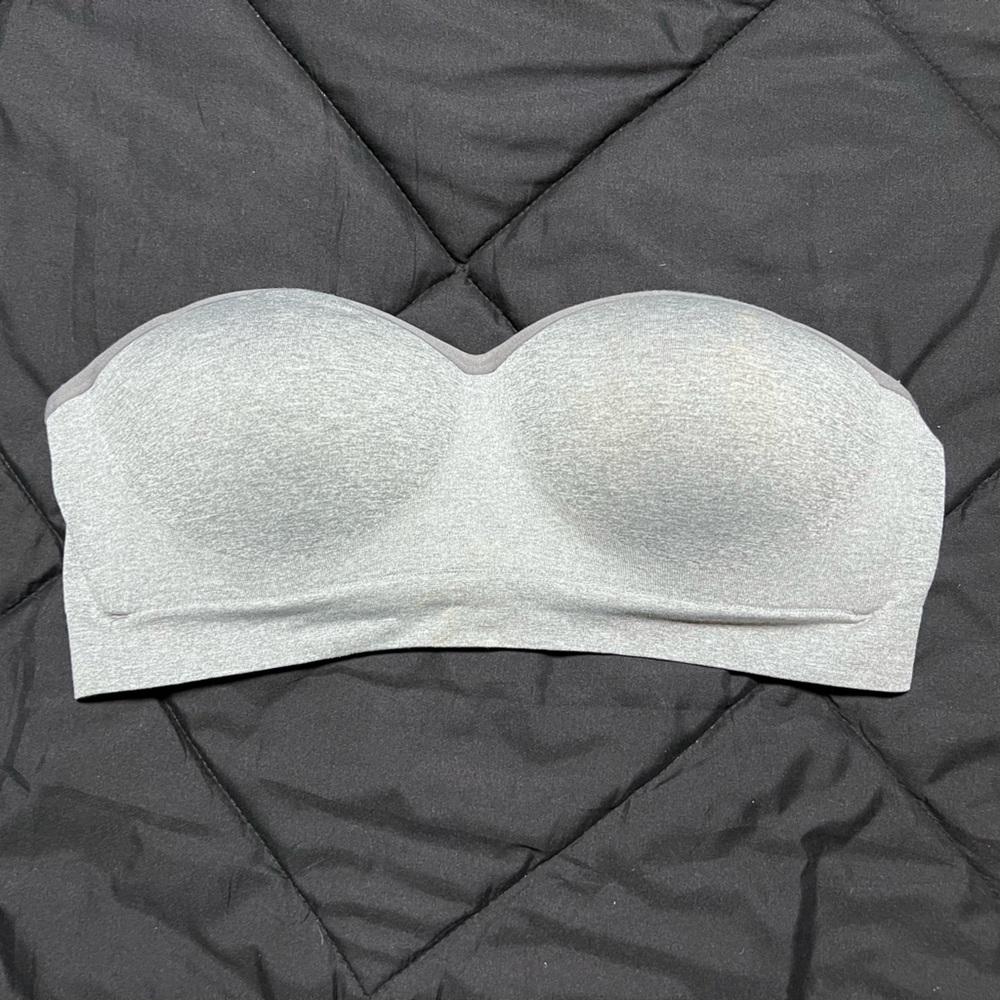 Strapless bra